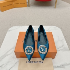 Louis Vuitton Flat Shoes